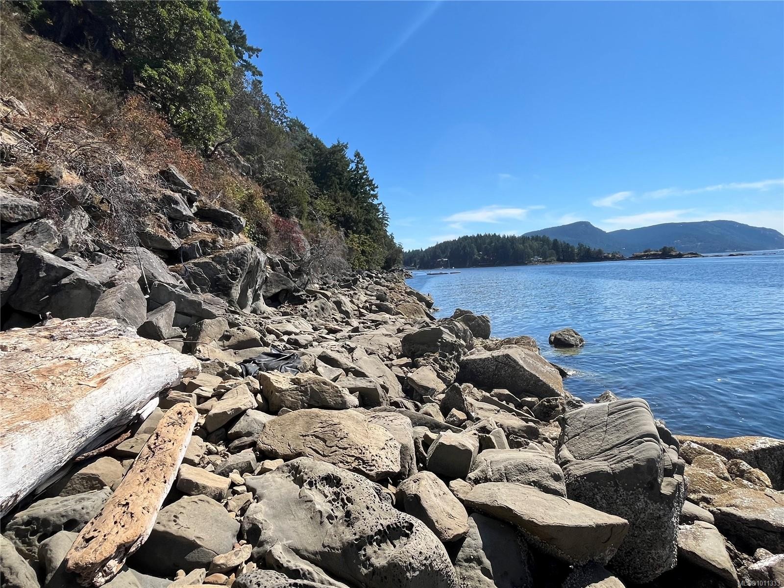 285 Mountain Park Dr, Salt Spring, BC