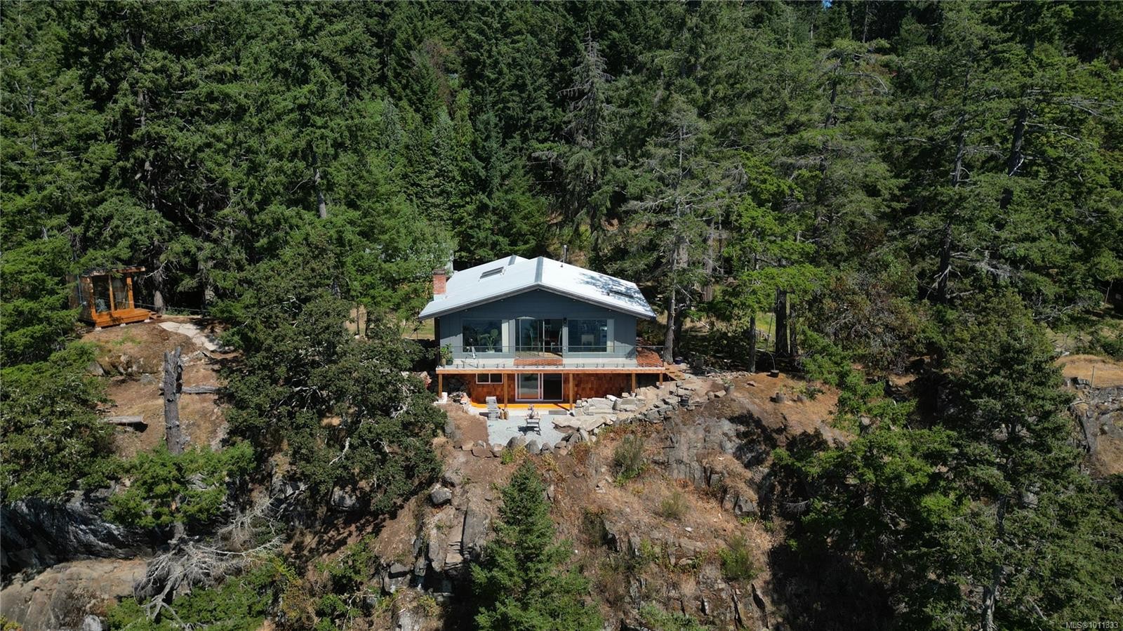 285 Mountain Park Dr, Salt Spring, BC