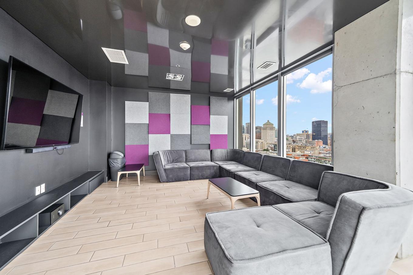 Common room - 1201-888 Rue Wellington, Montréal (Ville-Marie), QC - Indoor Photo Showing Other Room