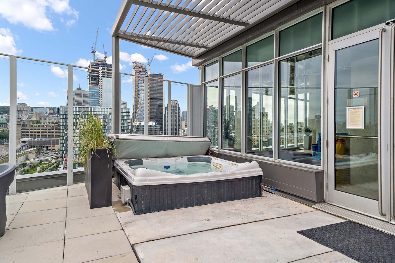 Other - 1201-888 Rue Wellington, Montréal (Ville-Marie), QC - Outdoor With Exterior