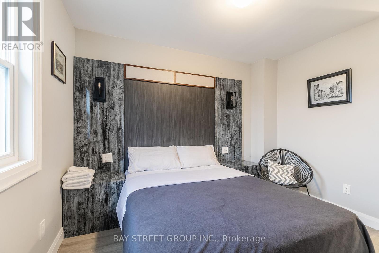 Unit C - 5757 Stanley Avenue, Niagara Falls, ON - Indoor Photo Showing Bedroom