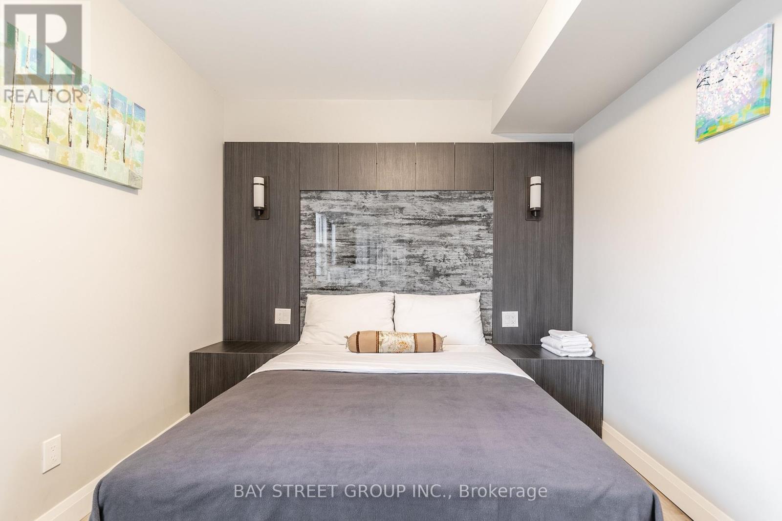 Unit C - 5757 Stanley Avenue, Niagara Falls, ON - Indoor Photo Showing Bedroom