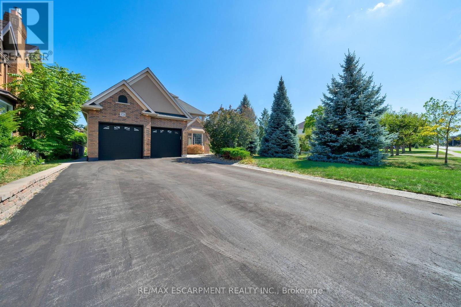 578 Fifty Road, Hamilton, ON - Outdoor