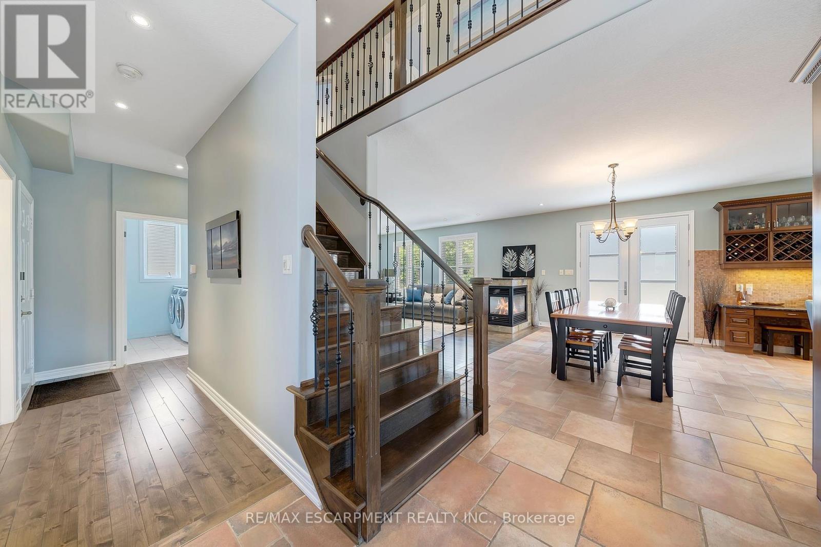 578 Fifty Road, Hamilton, ON - Indoor Photo Showing Other Room