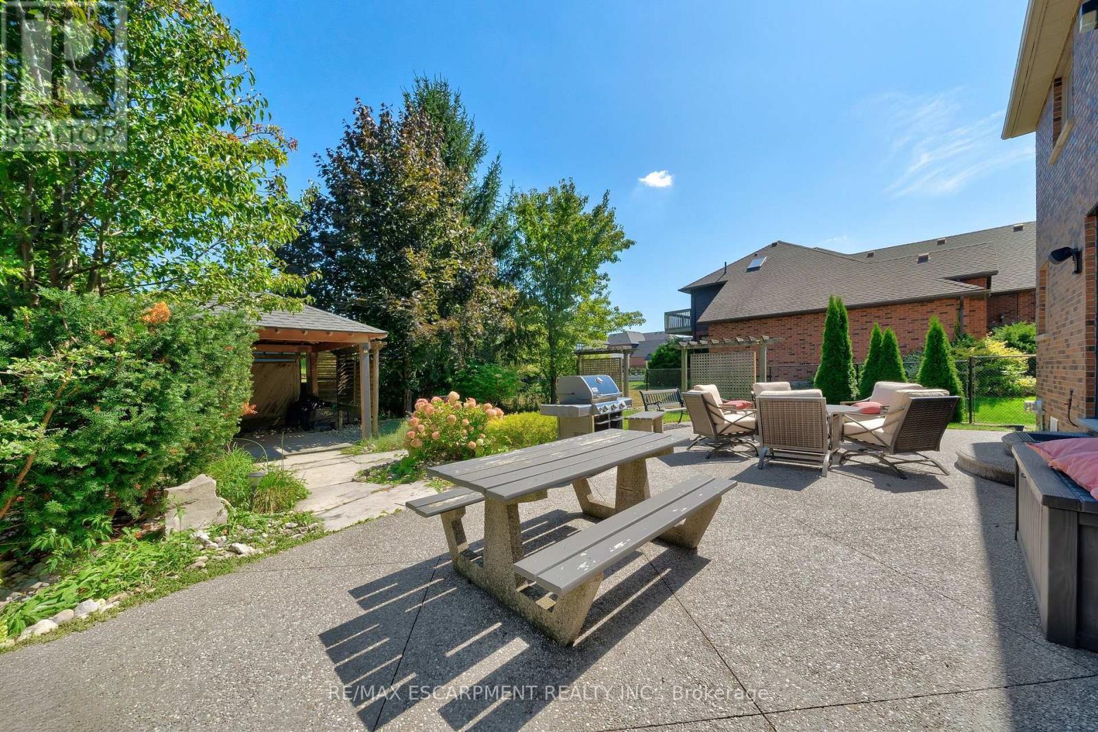 578 Fifty Road, Hamilton, ON - Outdoor