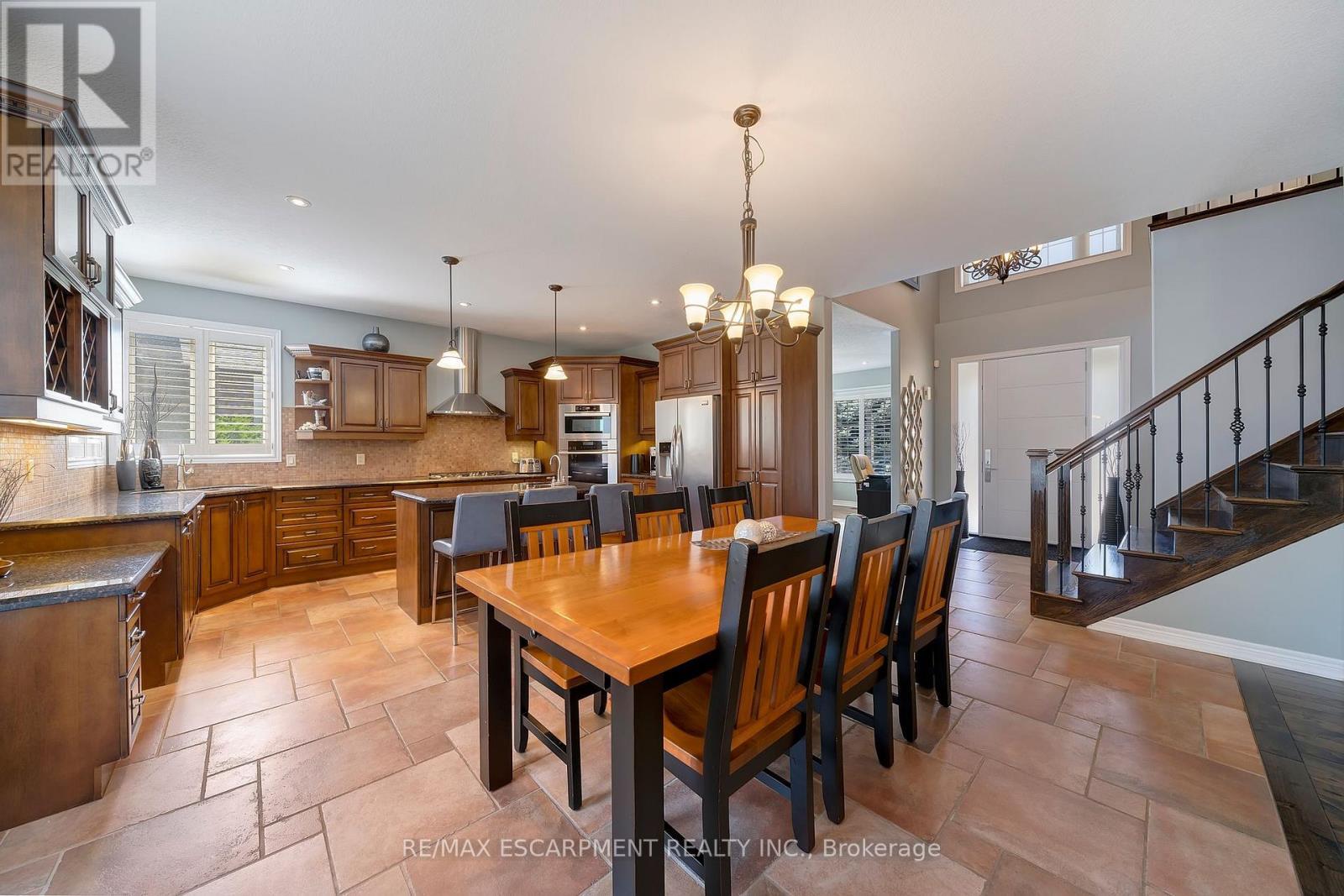 578 Fifty Road, Hamilton, ON - Indoor