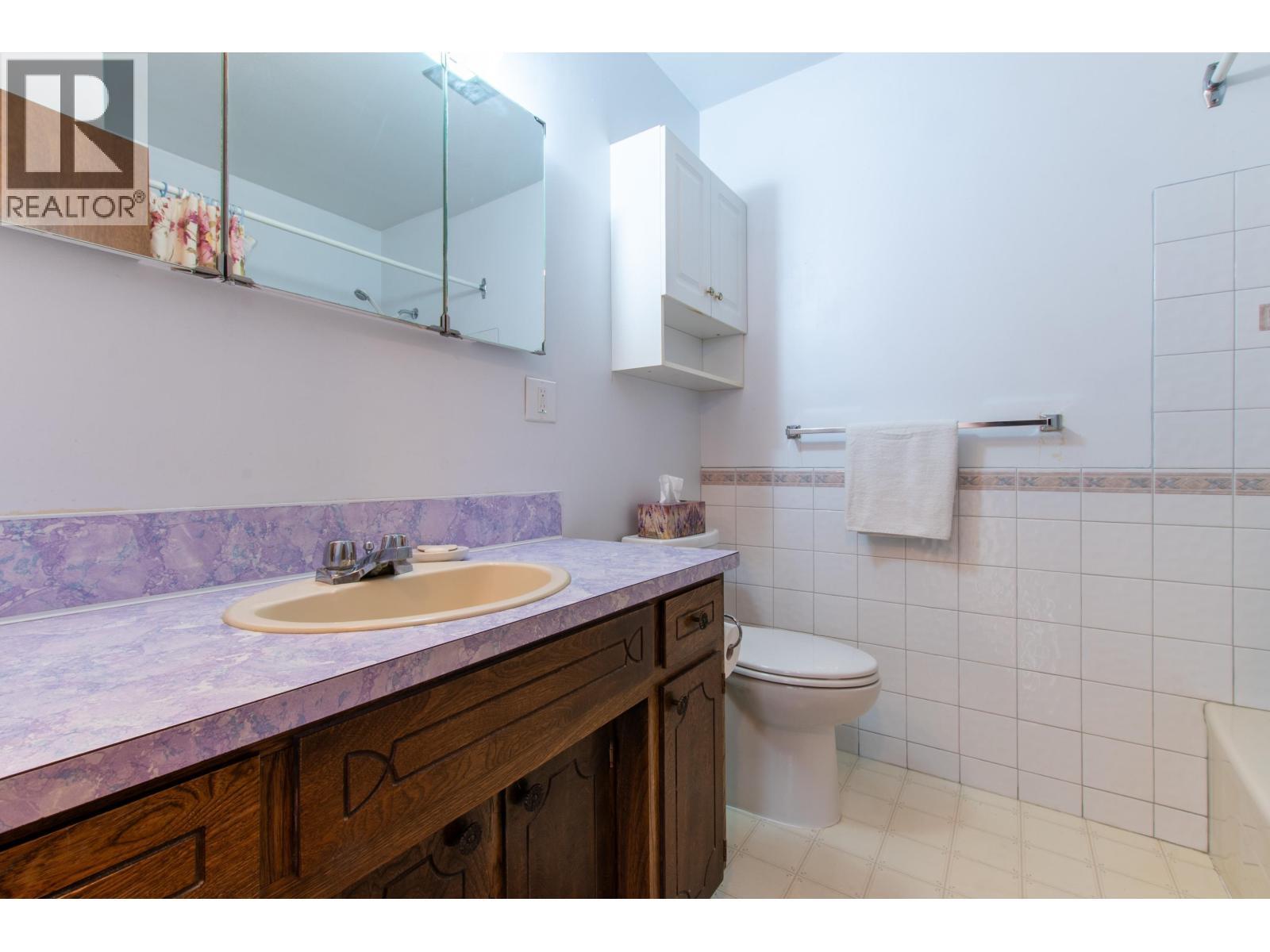 2438 Mcbride Crescent, Prince George, BC - Indoor Photo Showing Bathroom