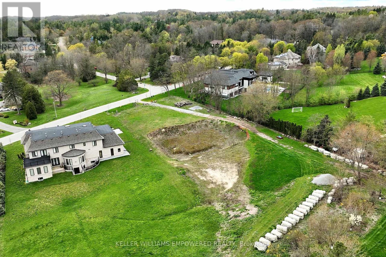 15 Honey Locust Court, Vaughan, ON