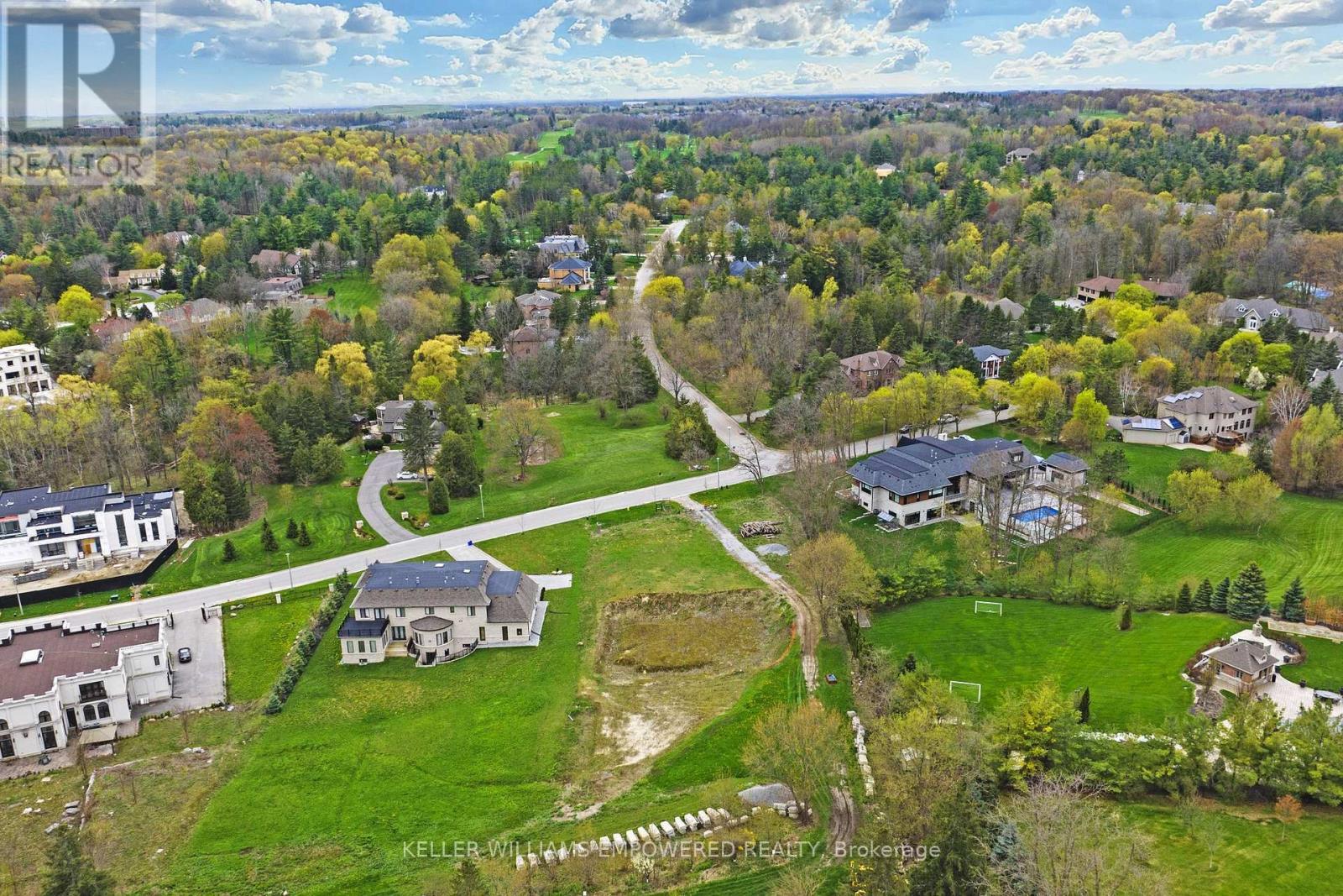 15 Honey Locust Court, Vaughan, ON