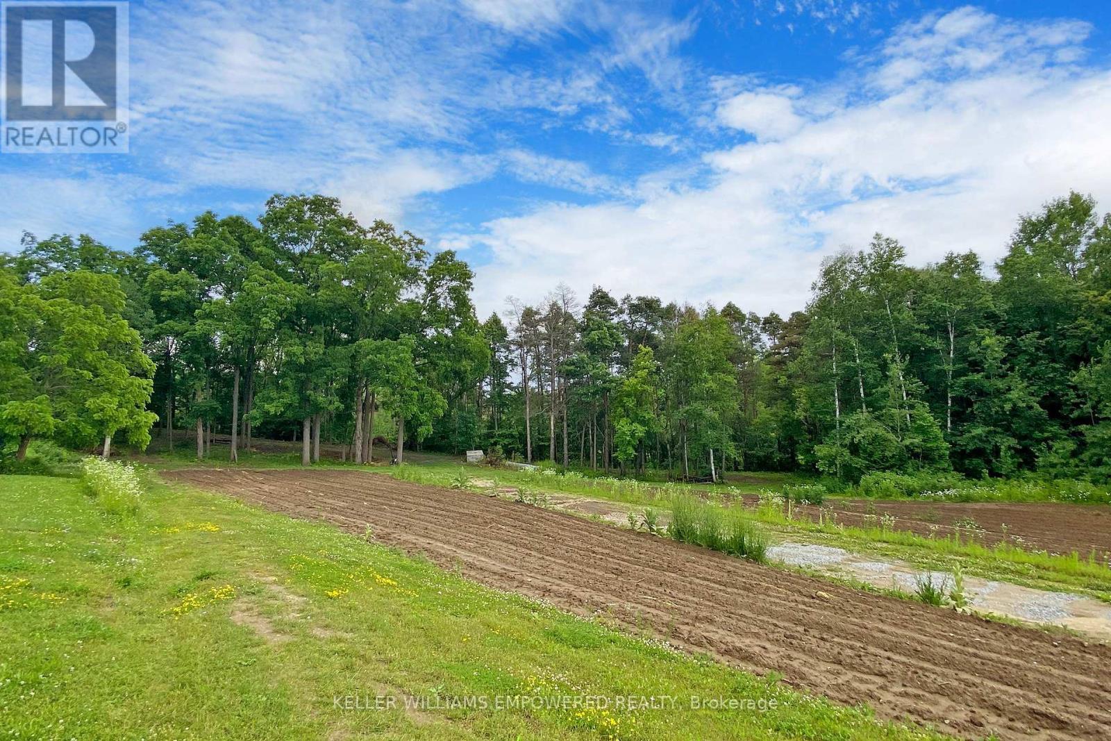 2 Honey Locust Court, Vaughan, ON