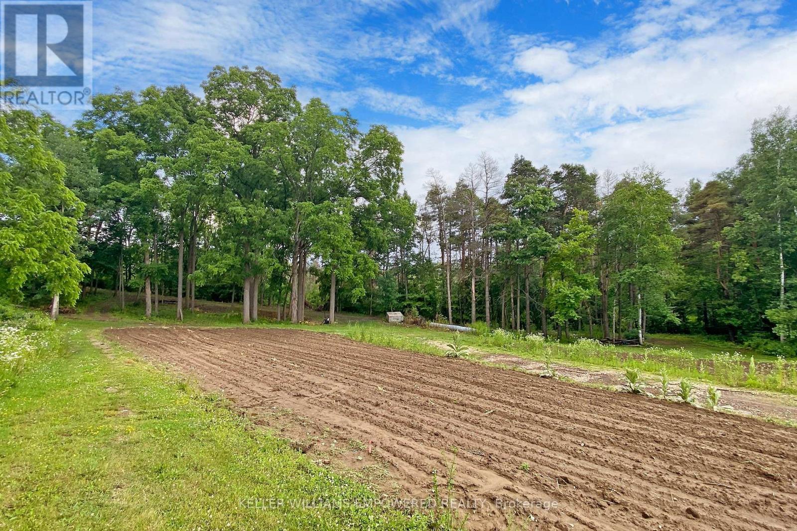 2 Honey Locust Court, Vaughan, ON