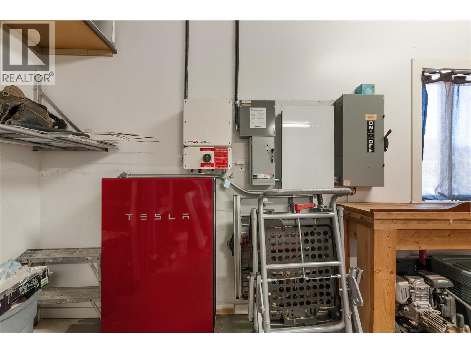 1998 Hwy 97 Highway, Okanagan Falls, BC - Indoor