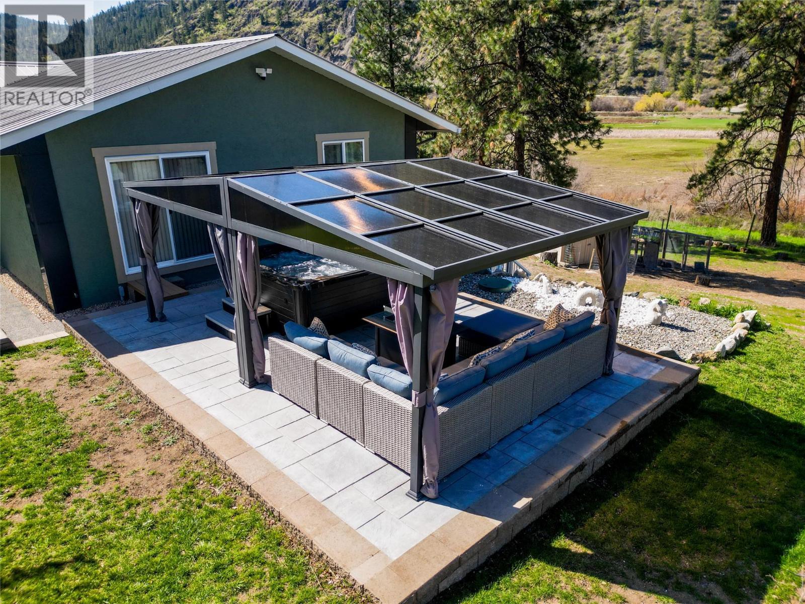 1998 Hwy 97 Highway, Okanagan Falls, BC - Outdoor With Exterior