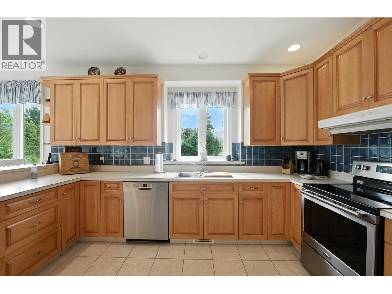 4175 Brown Road, Bonnington, BC - Indoor Photo Showing Kitchen With Double Sink