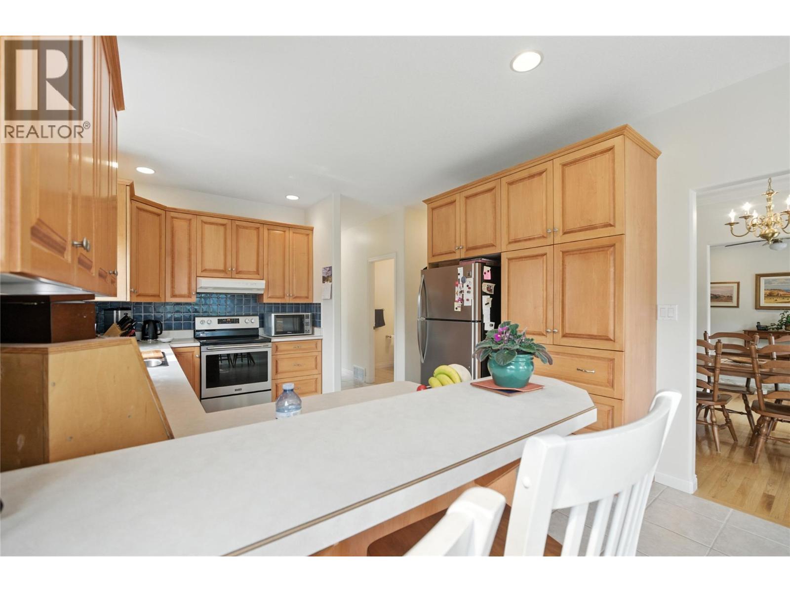 4175 Brown Road, Bonnington, BC - Indoor