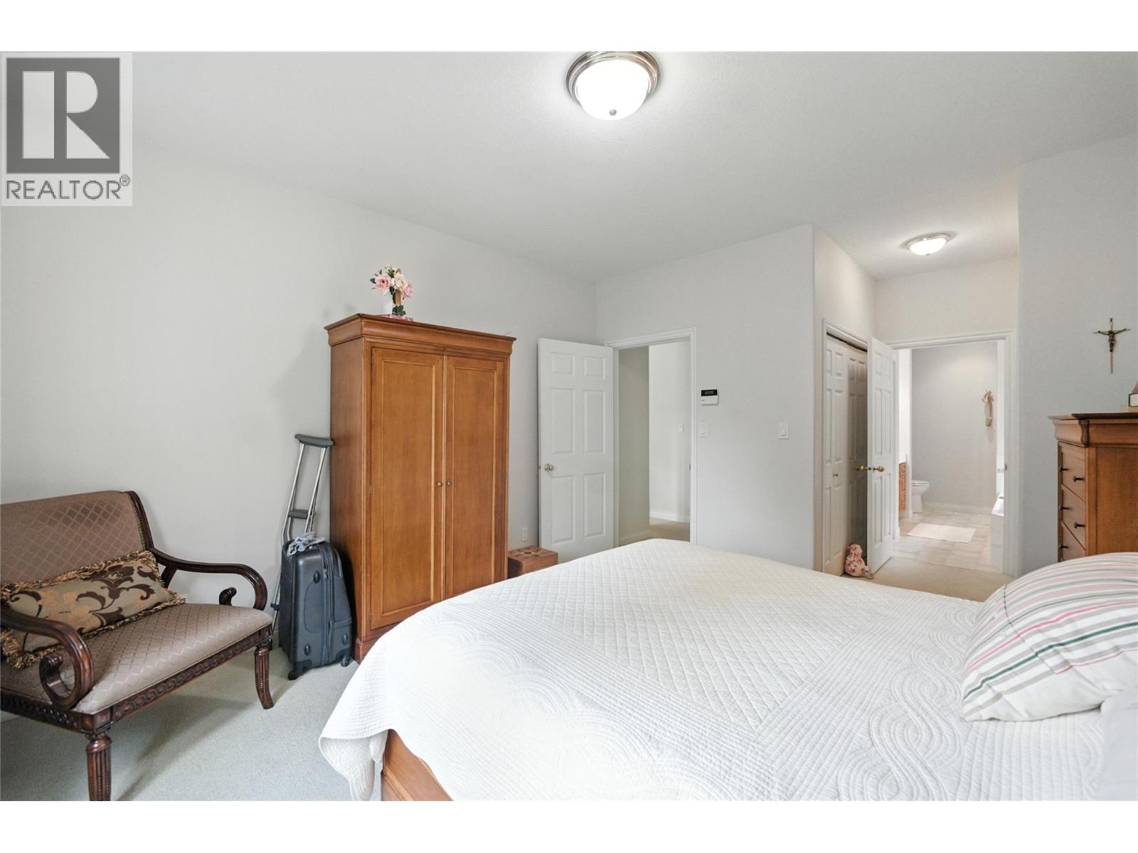 4175 Brown Road, Bonnington, BC - Indoor Photo Showing Bedroom
