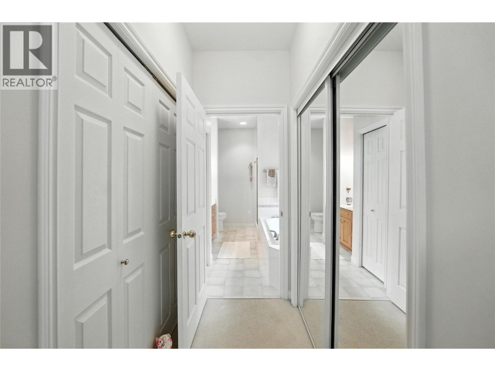 4175 Brown Road, Bonnington, BC - Indoor Photo Showing Other Room