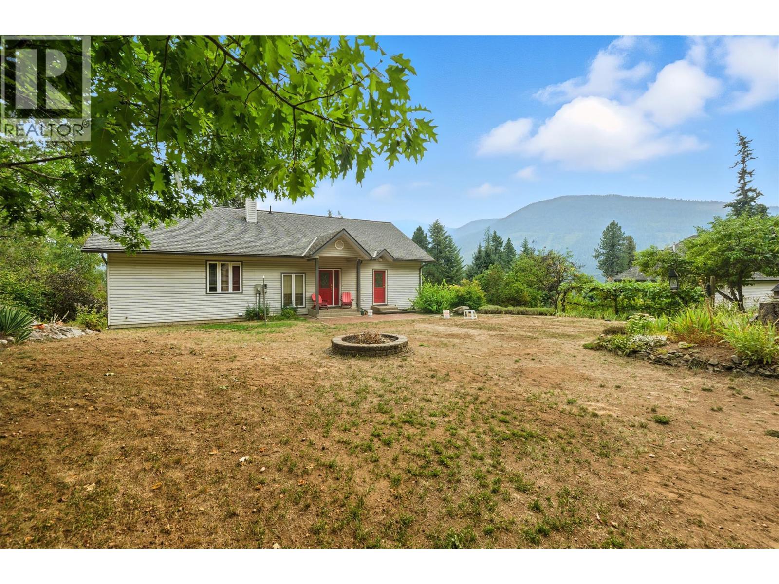 4175 Brown Road, Bonnington, BC - Outdoor