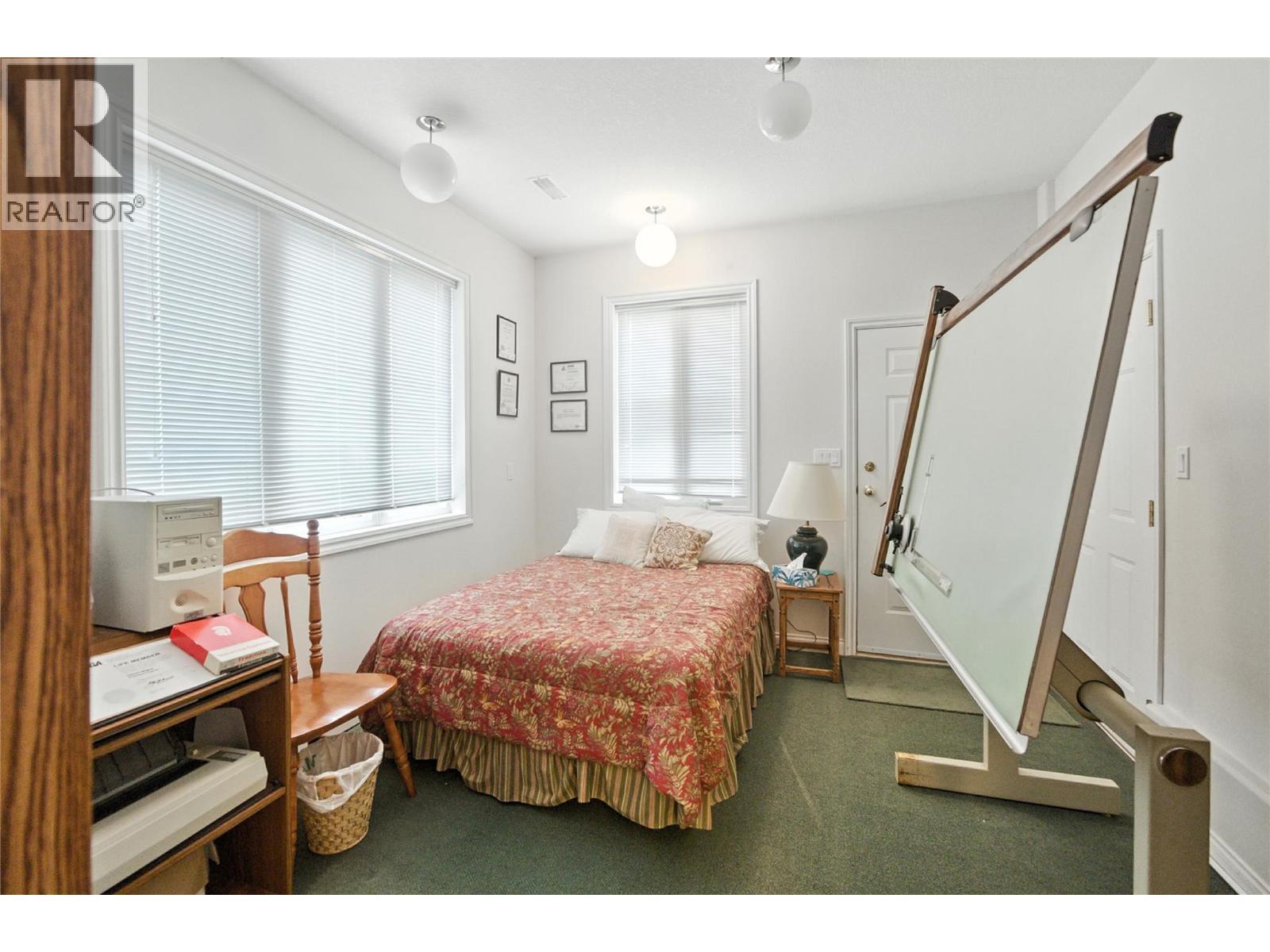 4175 Brown Road, Bonnington, BC - Indoor Photo Showing Bedroom