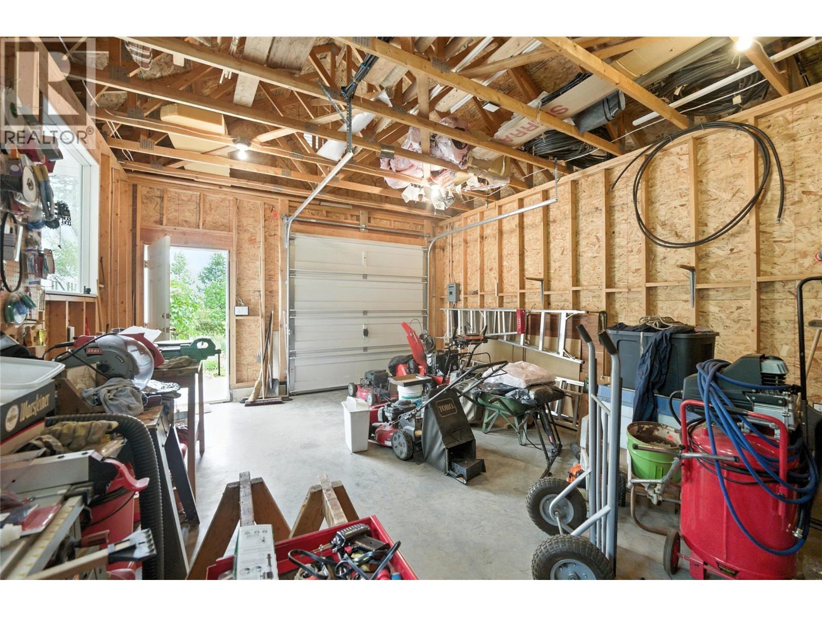 4175 Brown Road, Bonnington, BC - Indoor Photo Showing Garage