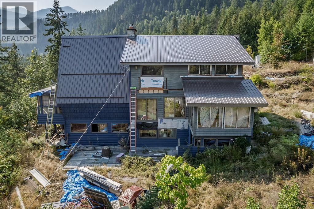 4259 Woodbury Village Road, Ainsworth, BC - Outdoor