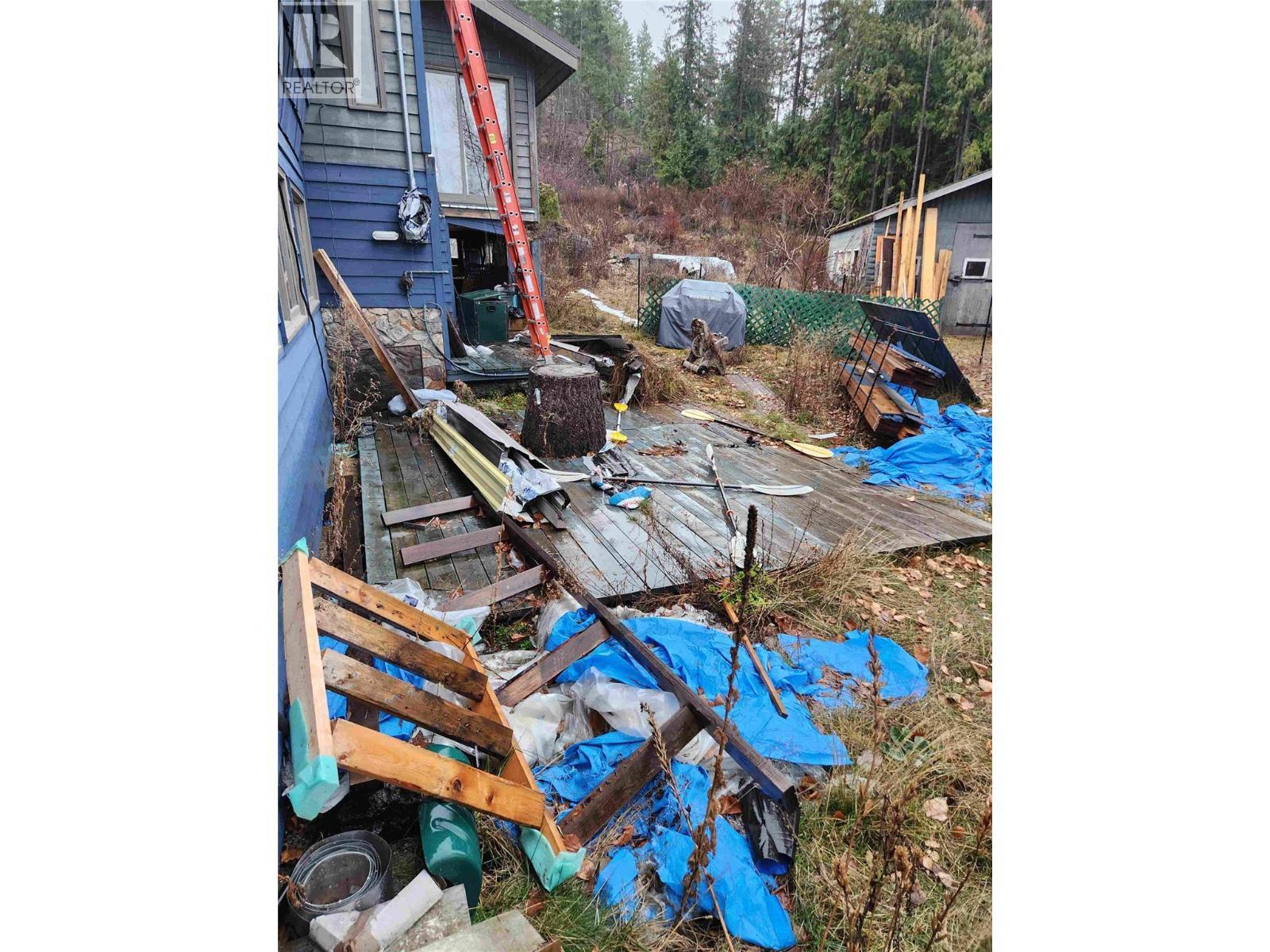 4259 Woodbury Village Road, Ainsworth, BC - Outdoor