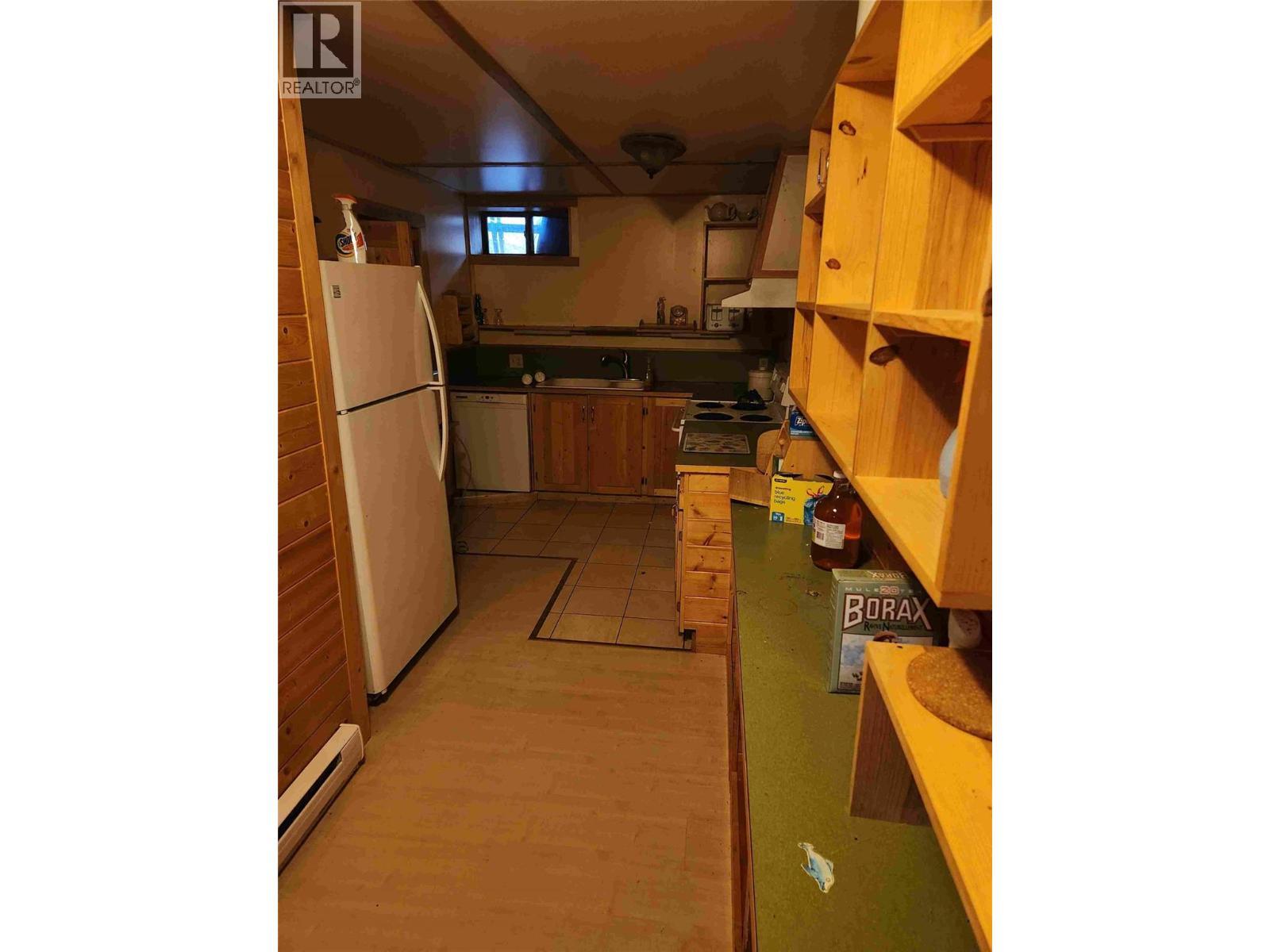 4259 Woodbury Village Road, Ainsworth, BC - Indoor