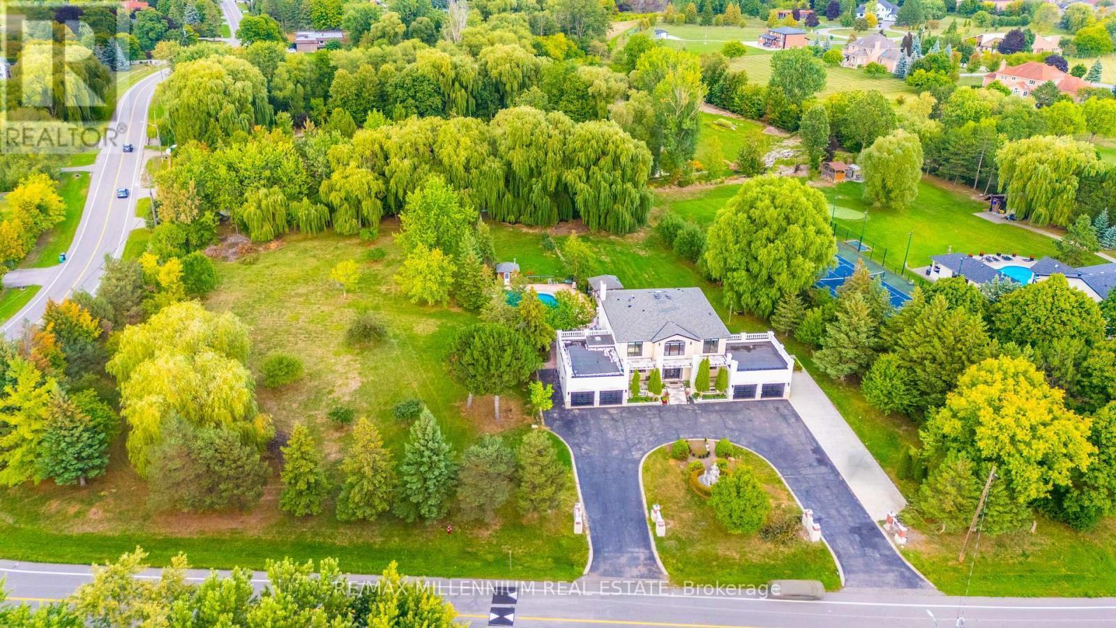 15 Julian Drive, Brampton, ON - Outdoor With View