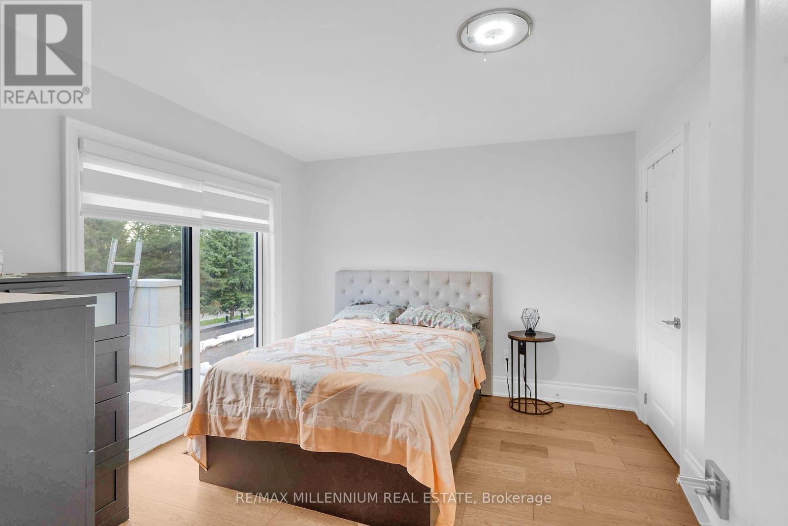 15 Julian Drive, Brampton, ON - Indoor Photo Showing Bedroom