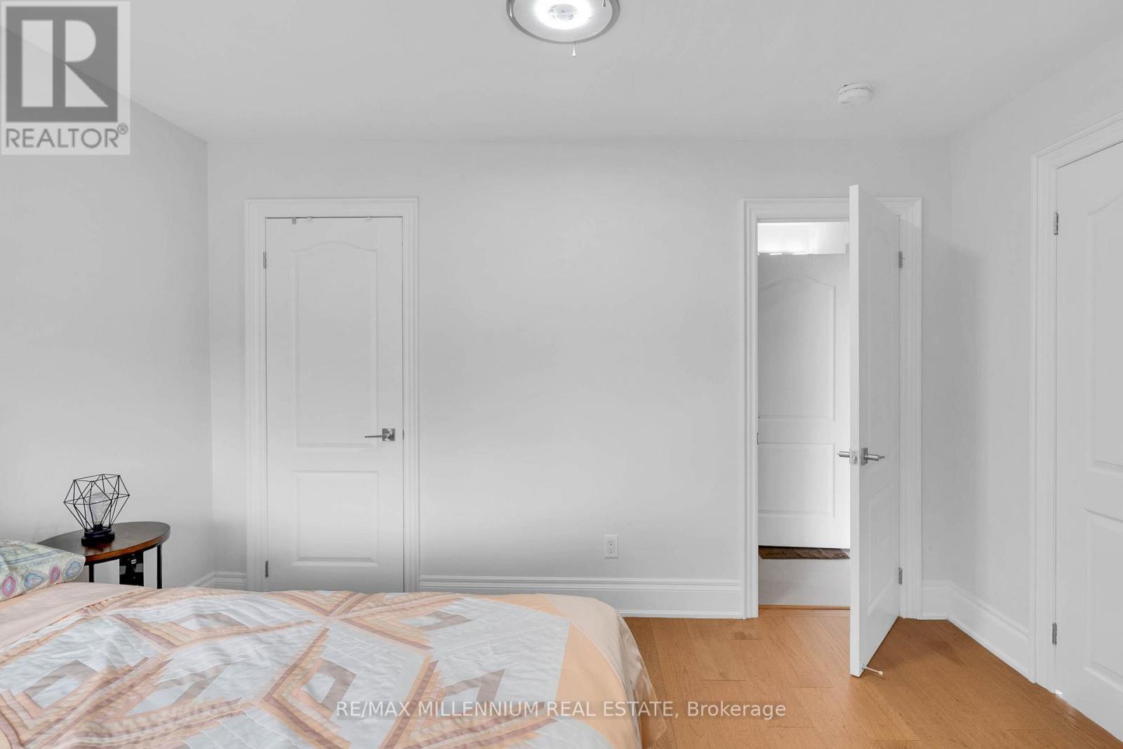 15 Julian Drive, Brampton, ON - Indoor Photo Showing Bedroom