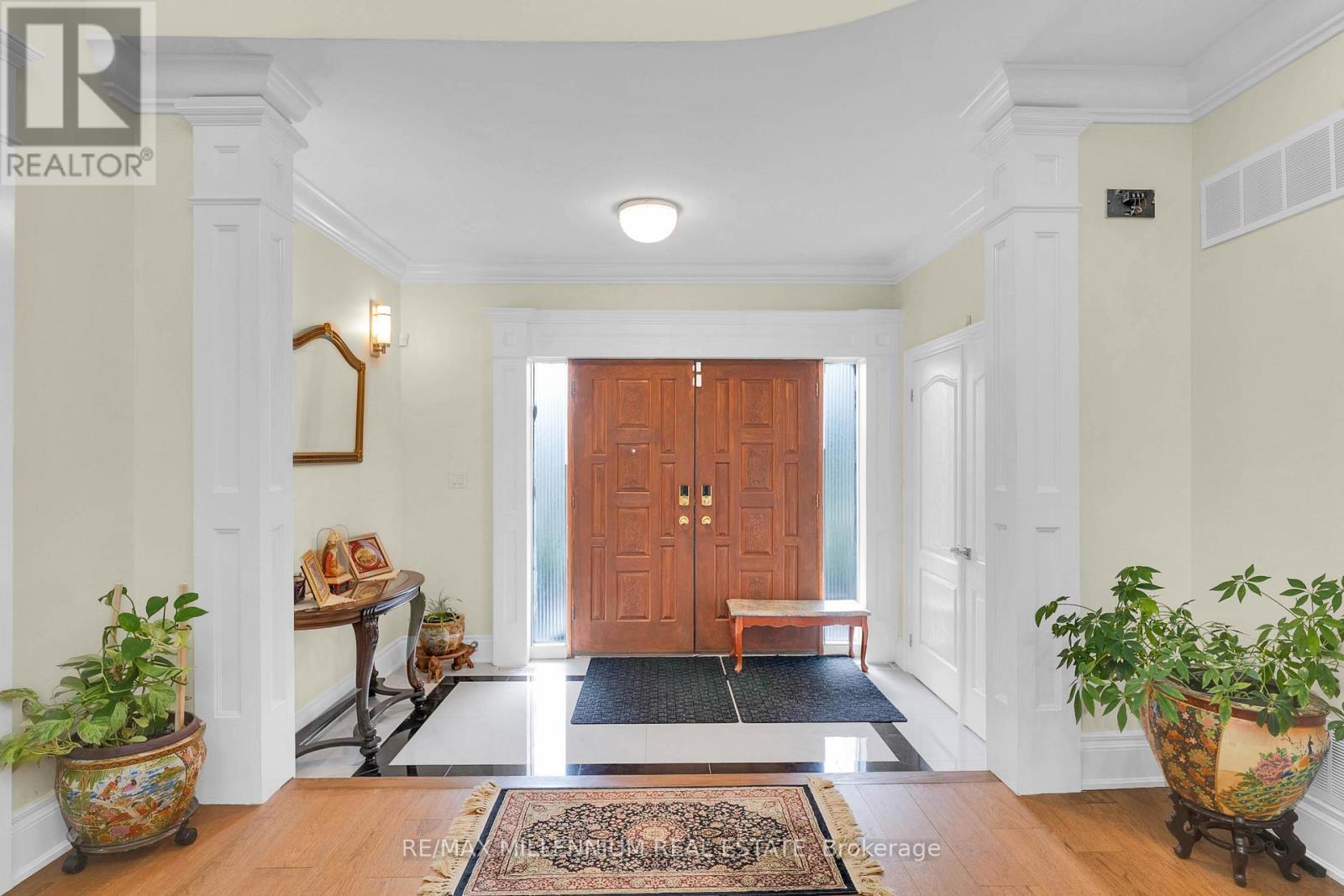 15 Julian Drive, Brampton, ON - Indoor Photo Showing Other Room