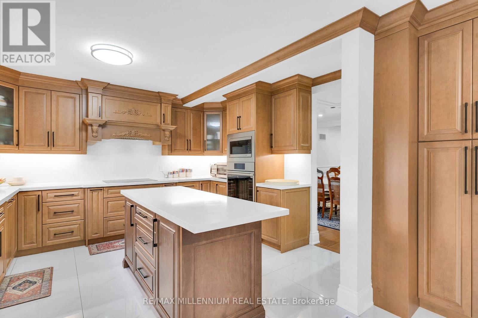 15 Julian Drive, Brampton, ON - Indoor Photo Showing Kitchen