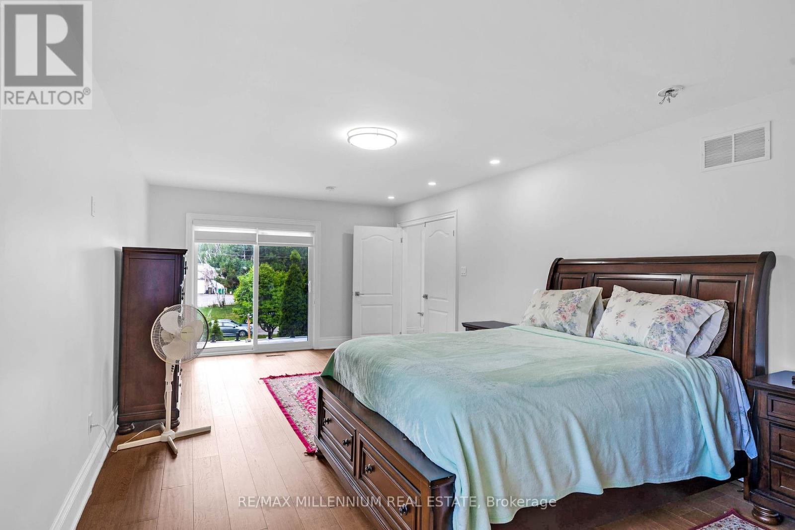 15 Julian Drive, Brampton, ON - Indoor Photo Showing Bedroom