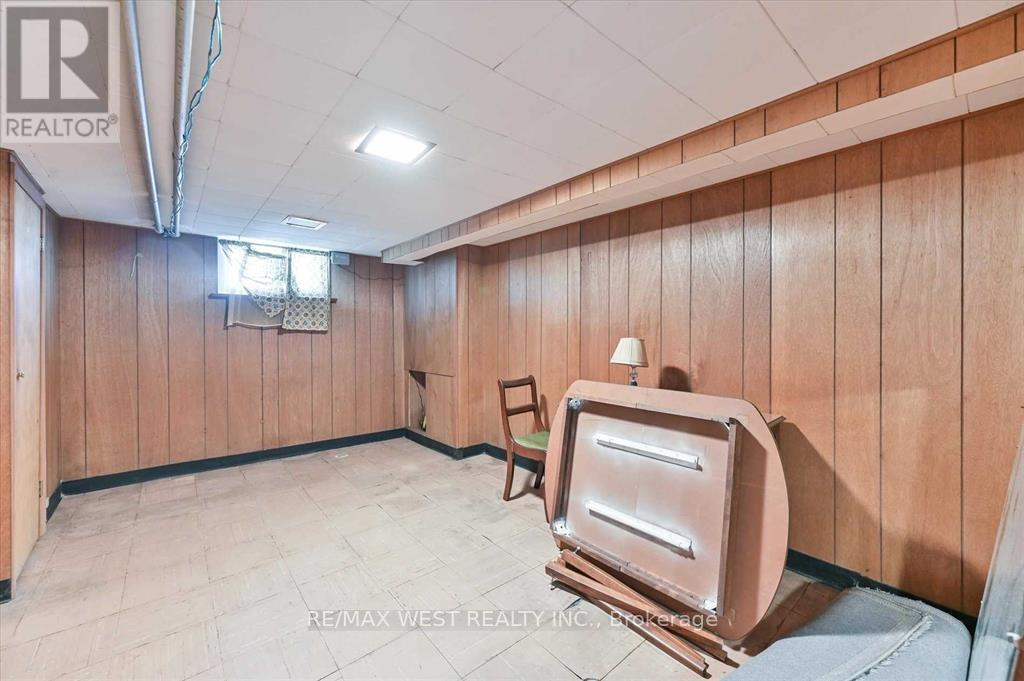 5 Dieppe Road S, Toronto, ON - Indoor