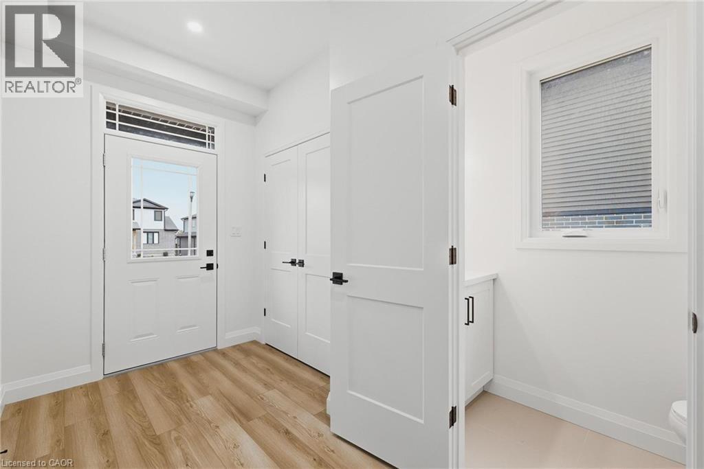 139 Pugh Street, Milverton, ON - Indoor Photo Showing Other Room