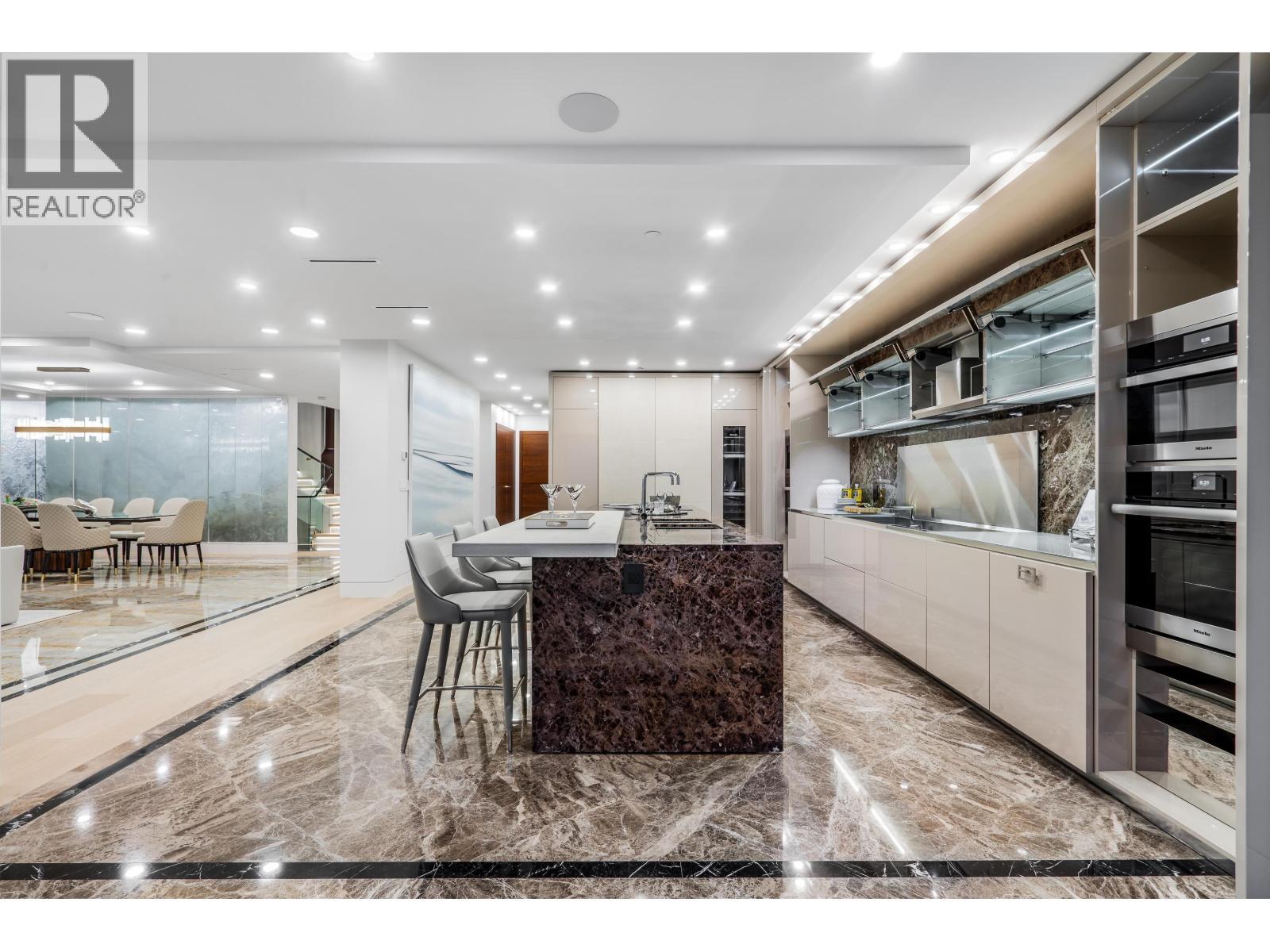 1123 Crestline Road, West Vancouver, BC - Indoor