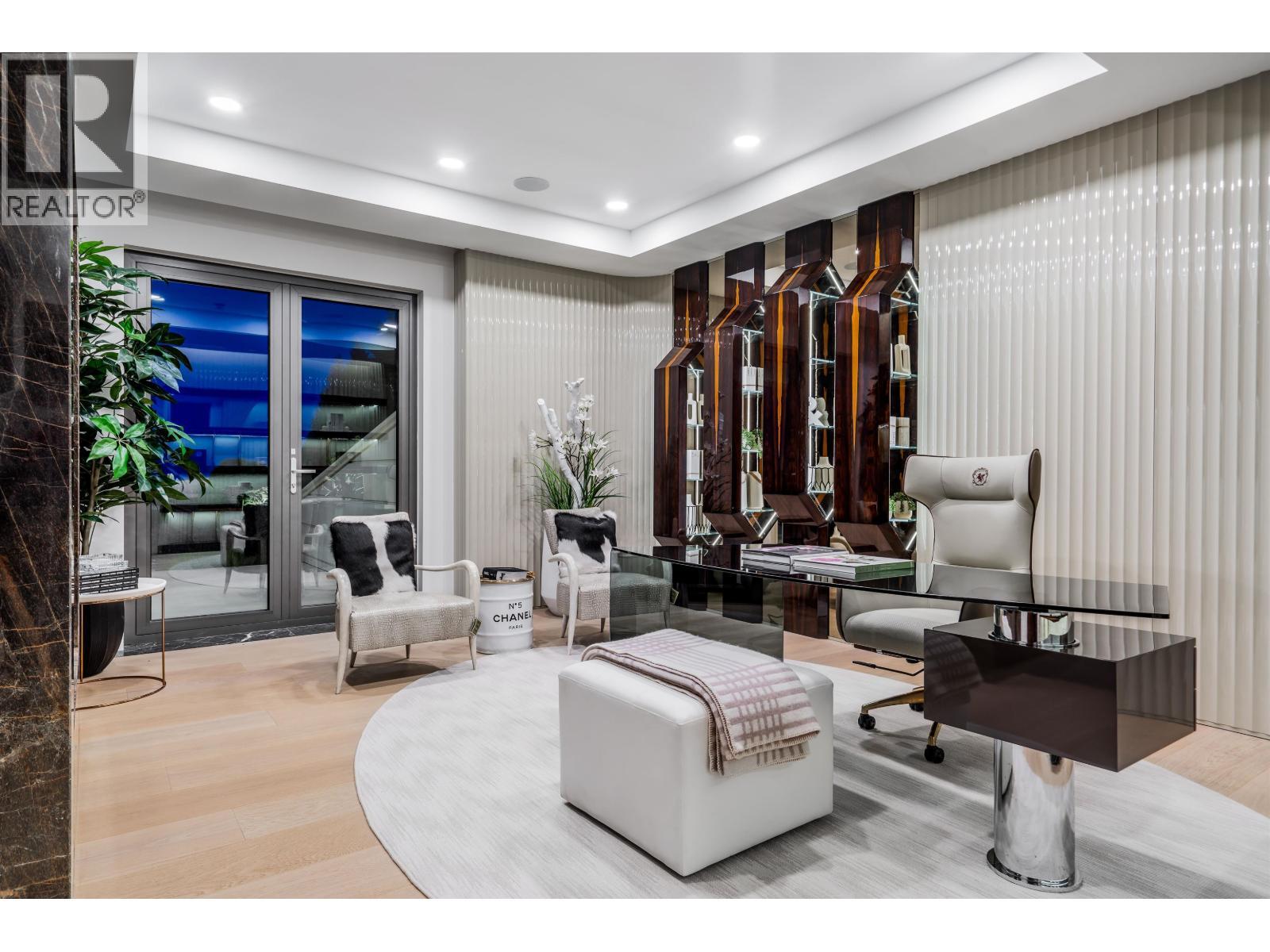 1123 Crestline Road, West Vancouver, BC - Indoor