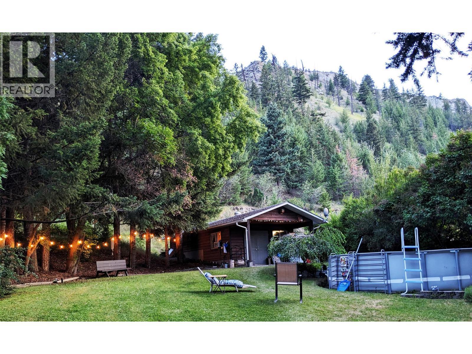 5901 Dallas Drive, Kamloops, BC - Outdoor