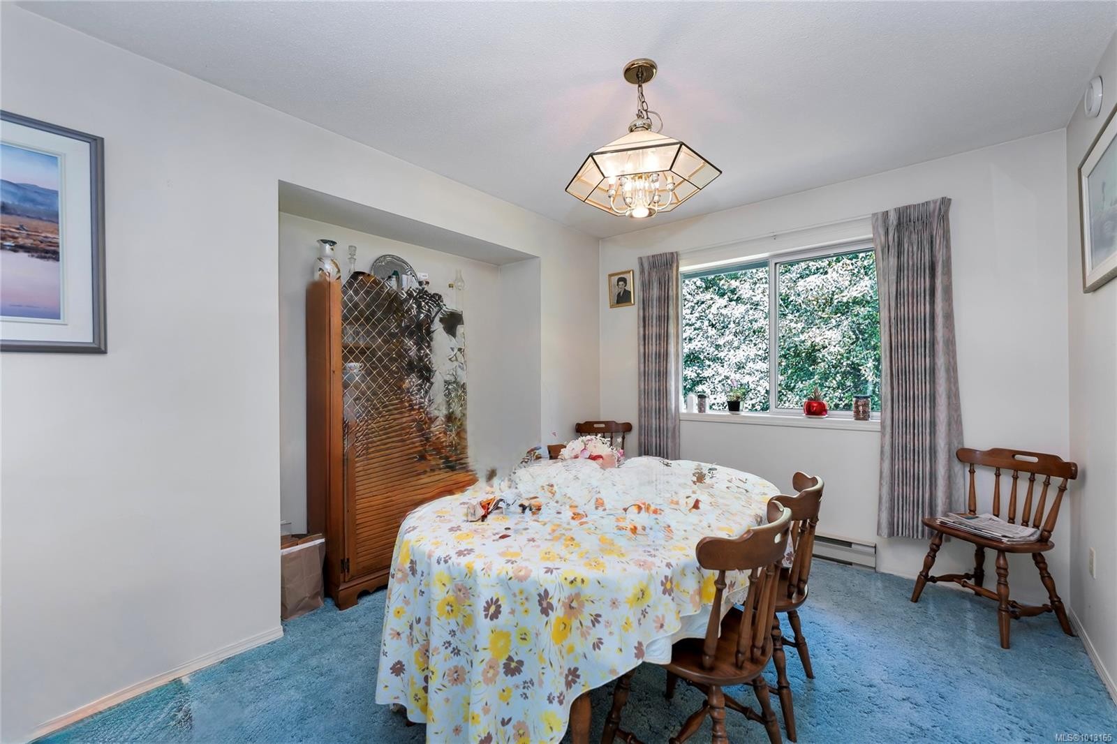 722 Miller Ave, Saanich, BC