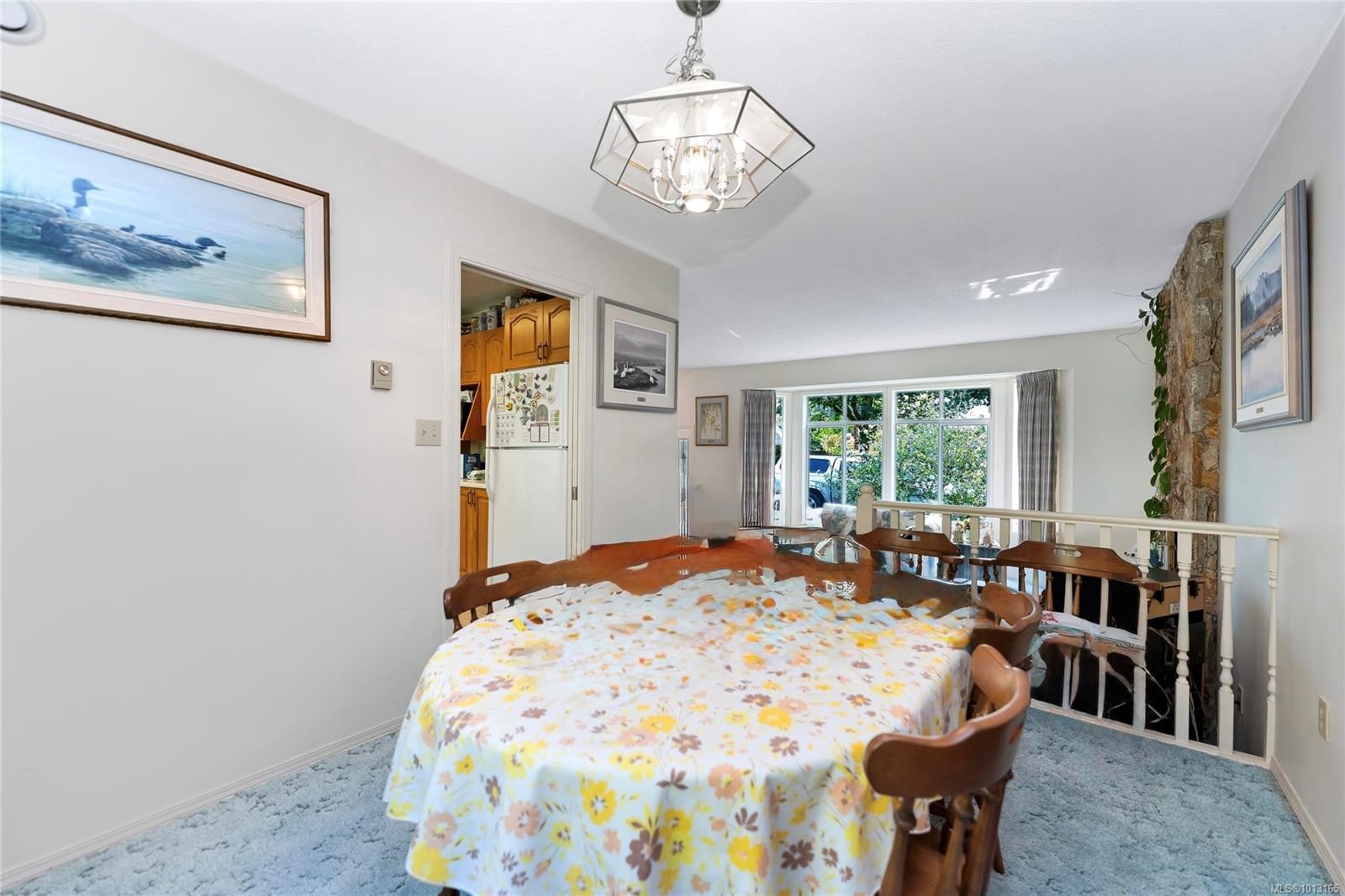 722 Miller Ave, Saanich, BC