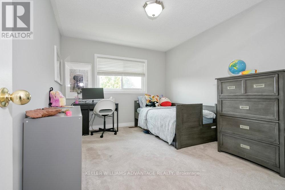 Upper - 71 Song Bird Drive, Markham, ON - Indoor Photo Showing Bedroom