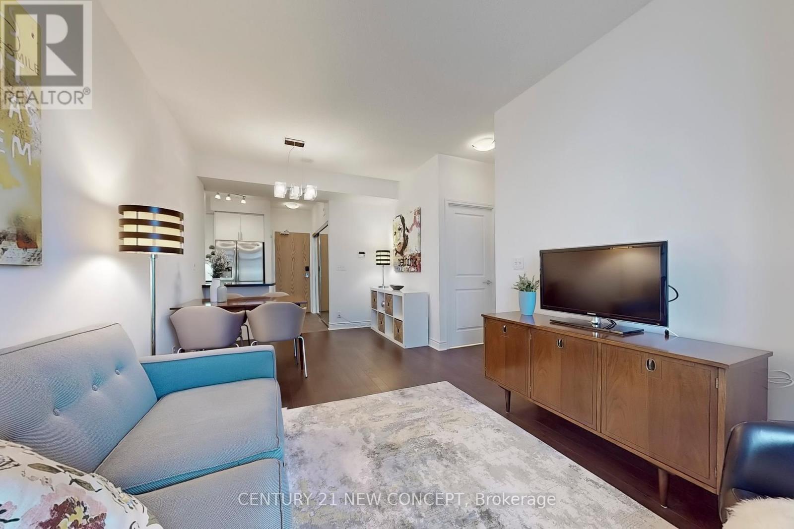 704 - 1900 Lake Shore Boulevard W, Toronto, ON - Indoor Photo Showing Living Room