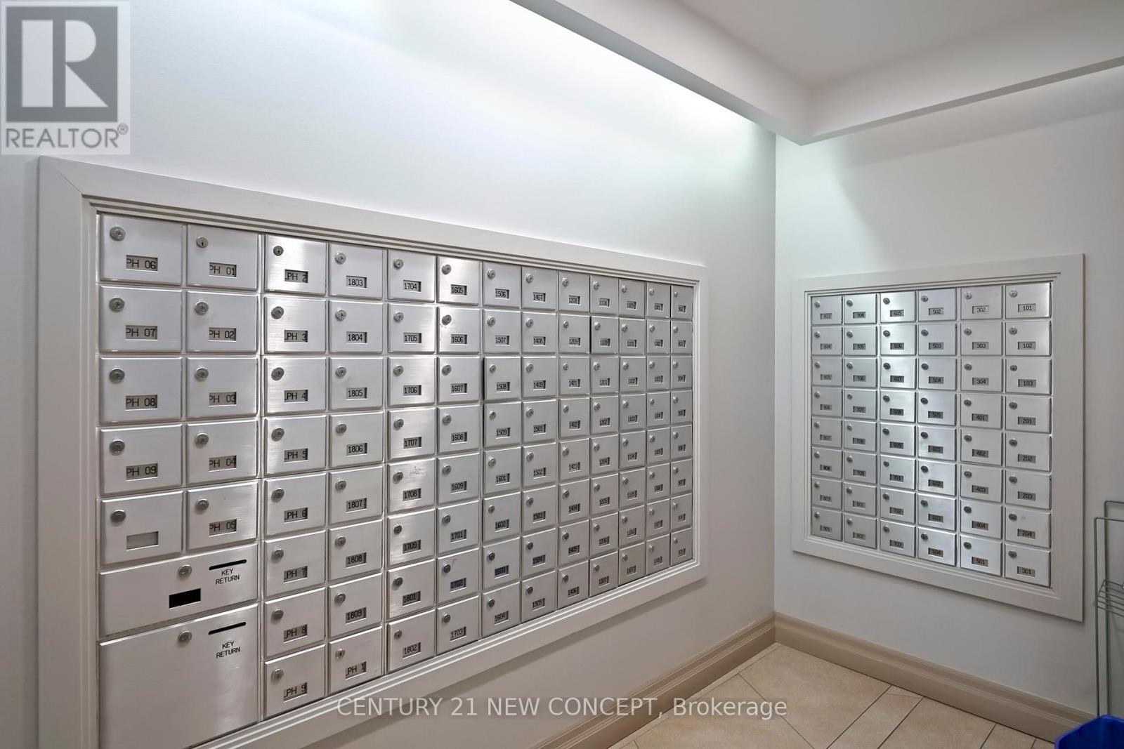 704 - 1900 Lake Shore Boulevard W, Toronto, ON - Indoor Photo Showing Other Room