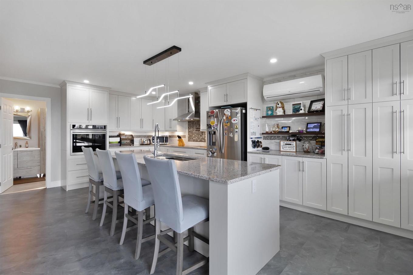 47 Paces Lane, Roseway, NS