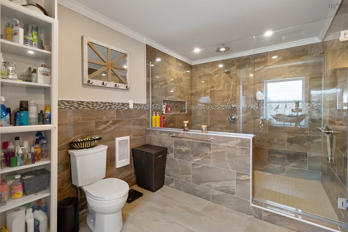 47 Paces Lane, Roseway, NS