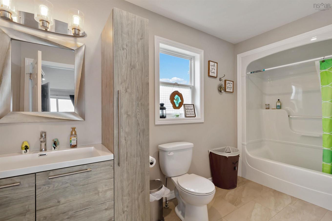 47 Paces Lane, Roseway, NS