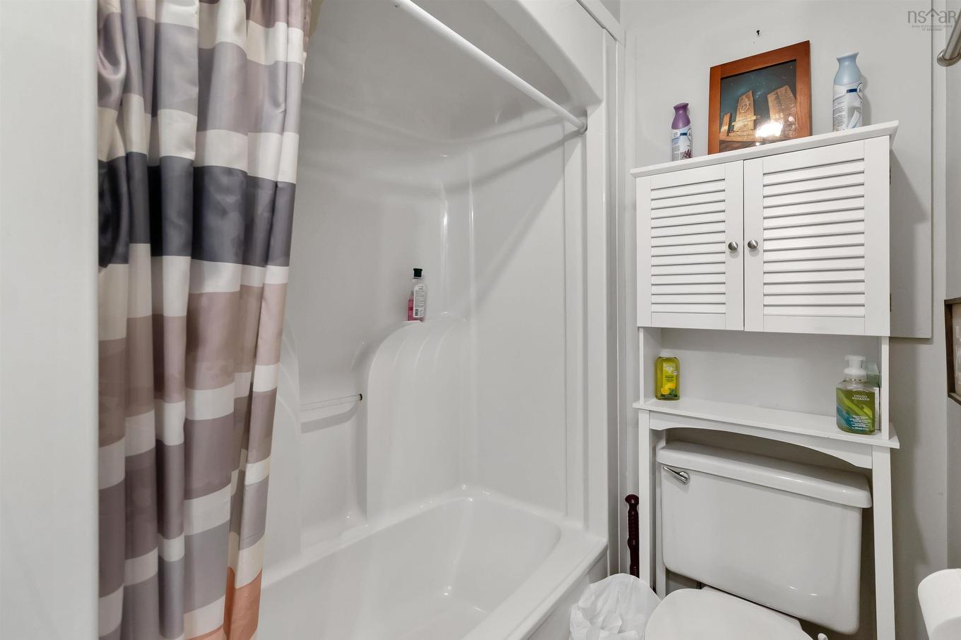 47 Paces Lane, Roseway, NS