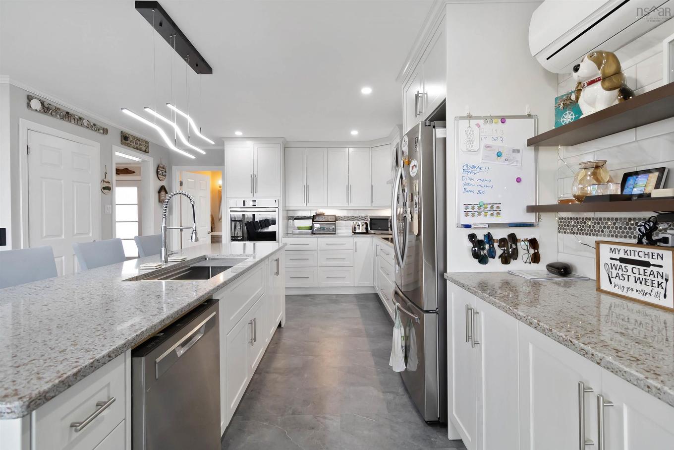 47 Paces Lane, Roseway, NS