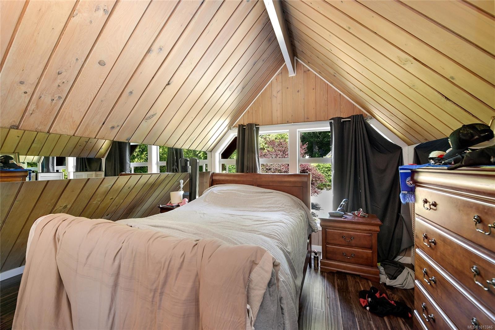 2874 Leigh Rd, Langford, BC