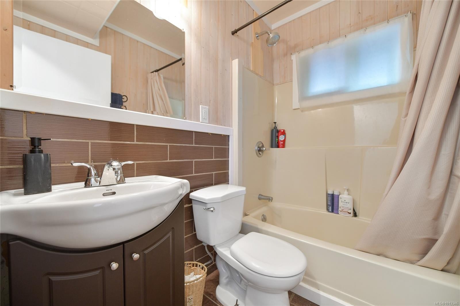 2874 Leigh Rd, Langford, BC